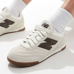 New Balance RC42 and brown Sneakers